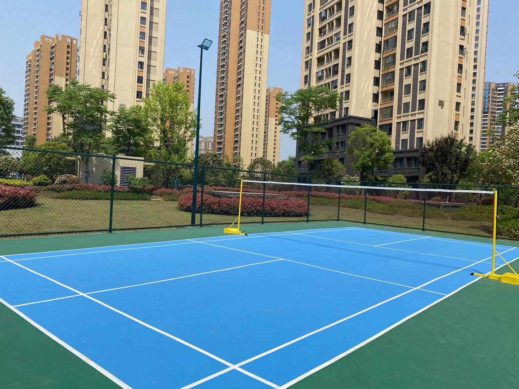 武汉江夏鹏湖湾羽毛球场地